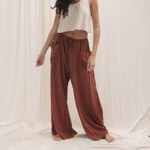 Dolkii Luca Pant - Crimson Red